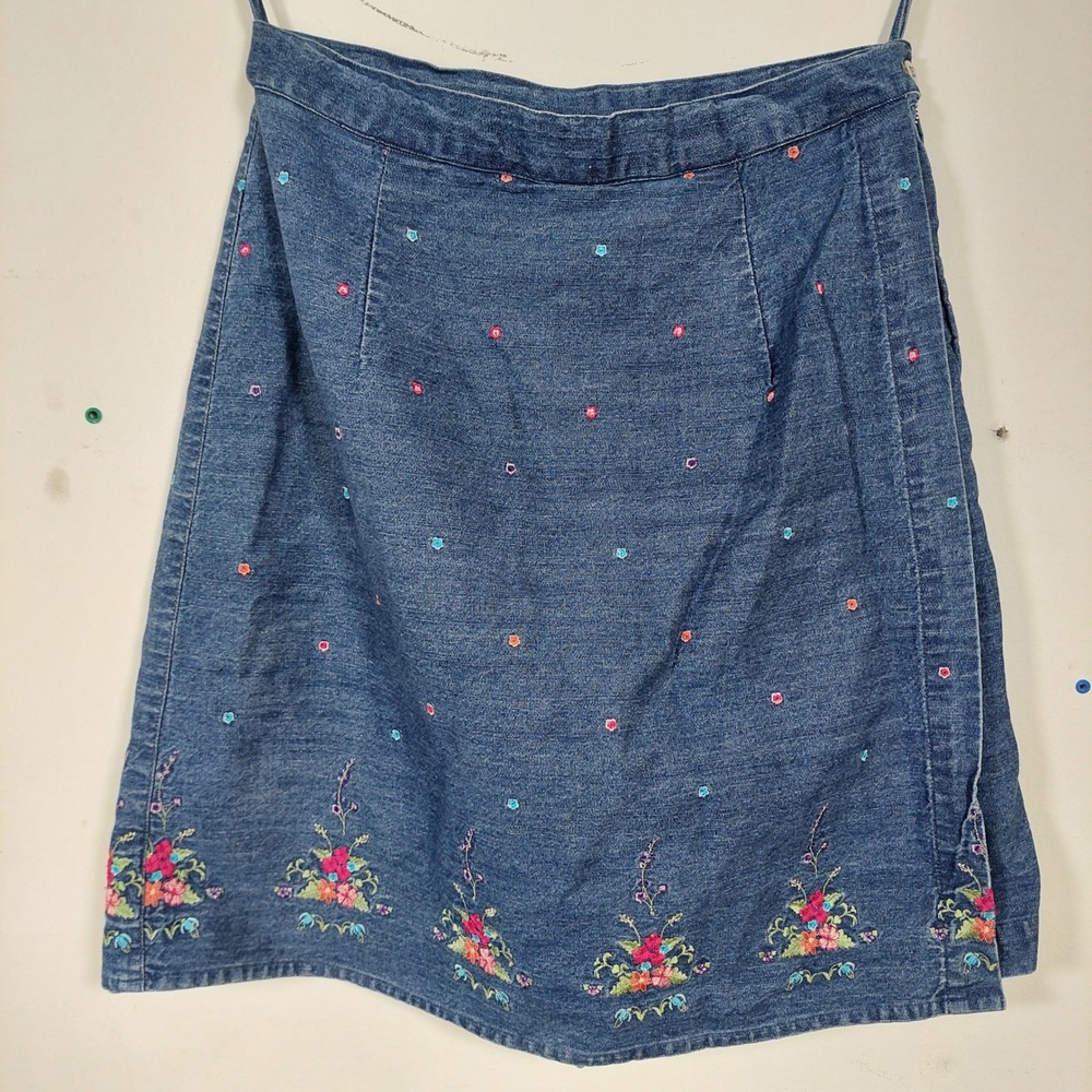 Westbound Floral Embroidered Denim Skort Medium Wash Cotton Blue Size 10